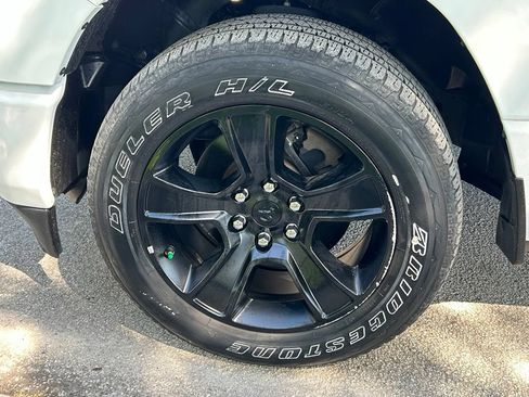 Used 2023 RAM 1500 Big Horn RWD image 31