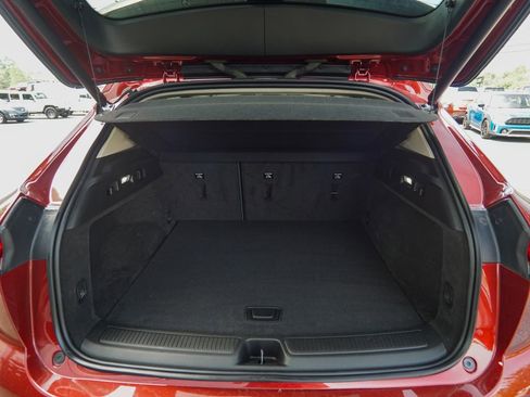 Used 2022 Buick Envision Essence w/ Technology Package II FWD image 10