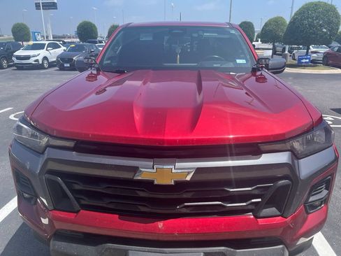 Used 2024 Chevrolet Colorado LT w/ LT Convenience Package RWD image 2