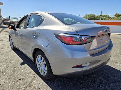 Used 2016 Scion iA image 3