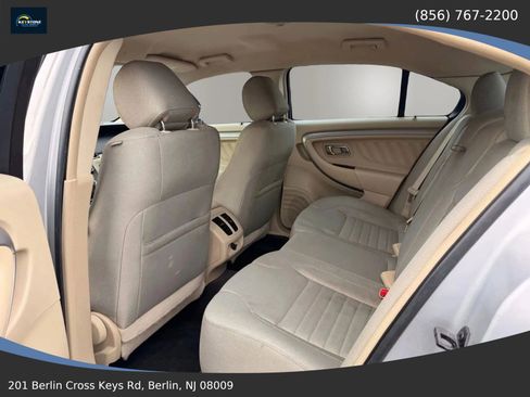 Used 2016 Ford Taurus SE FWD image 29