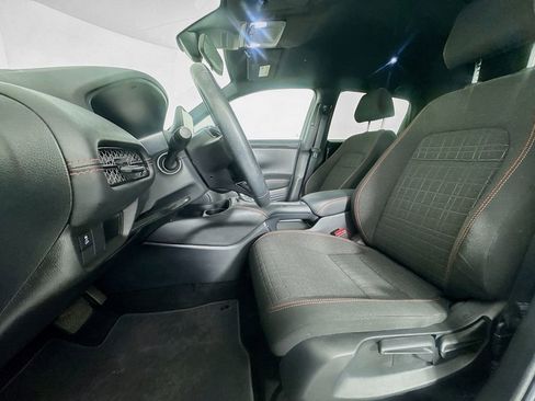 Used 2024 Honda HR-V Sport image 23