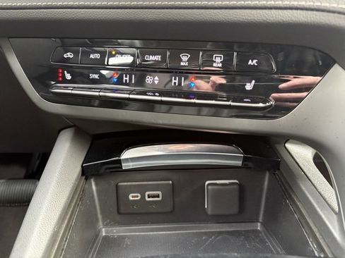 Certified 2023 Buick Envision Essence image 24