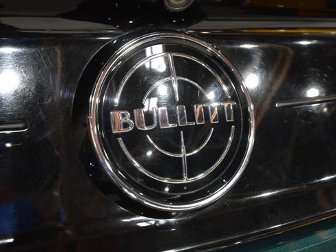 Used 2019 Ford Mustang Bullitt w/ Bullitt Electronics Package RWD image 6