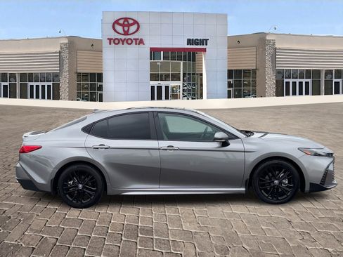 Certified 2025 Toyota Camry SE image 8