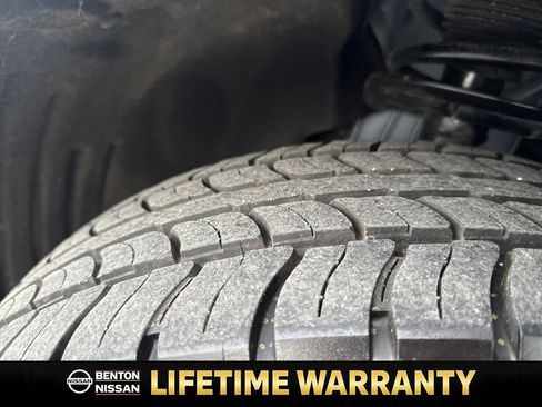 Used 2024 Ford Explorer XLT w/ Equipment Group 202A image 29