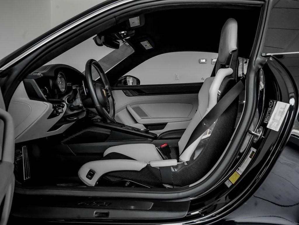 Certified 2022 Porsche 911 GT3 RWD image 5