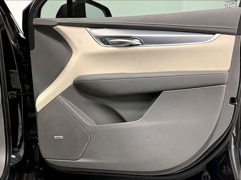 Used 2021 Cadillac XT5 Premium Luxury image 19