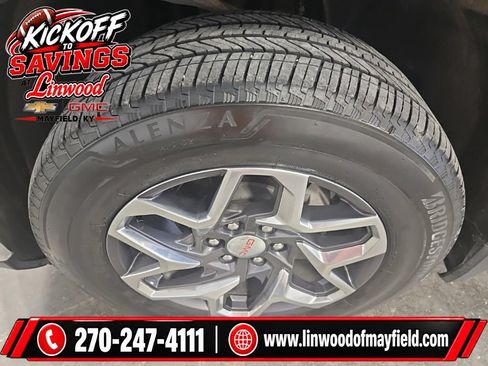 Used 2023 GMC Sierra 1500 SLT w/ SLT Premium Package AWD/4WD image 6