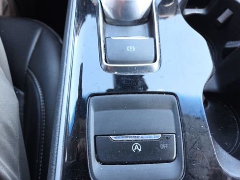 Certified 2020 Ford Edge SEL FWD image 30