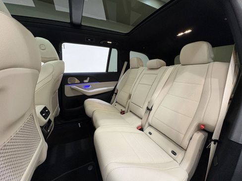 New 2026 Mercedes-Benz GLS 450 4MATIC image 22