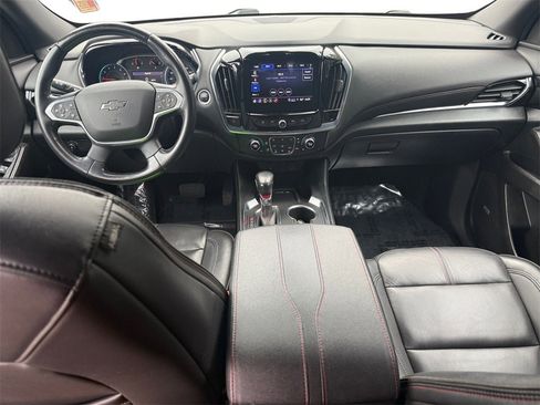 Used 2022 Chevrolet Traverse RS w/ LPO, Floor Liner Package image 10