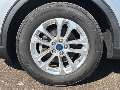 Used 2022 Ford Escape SE image 28