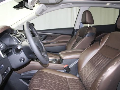 Used 2024 Nissan Murano Platinum w/ Cargo Package image 15