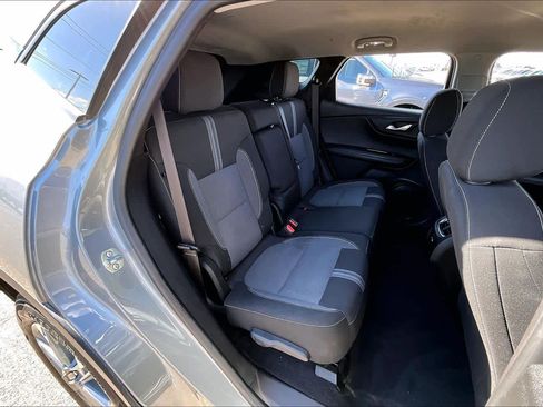 Used 2025 Chevrolet Blazer LT image 19