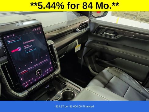 New 2026 GMC Yukon Elevation w/ Elevation Premium Package AWD/4WD image 18