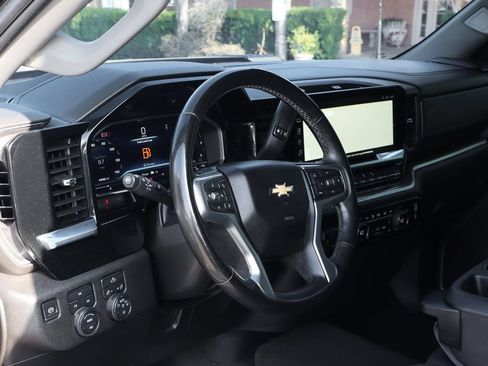 Used 2024 Chevrolet Silverado 2500 LT w/ Convenience Package AWD/4WD image 23
