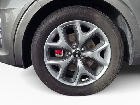 Used 2019 Kia Sorento SX FWD image 12