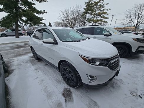 Used 2020 Chevrolet Equinox LT image 25