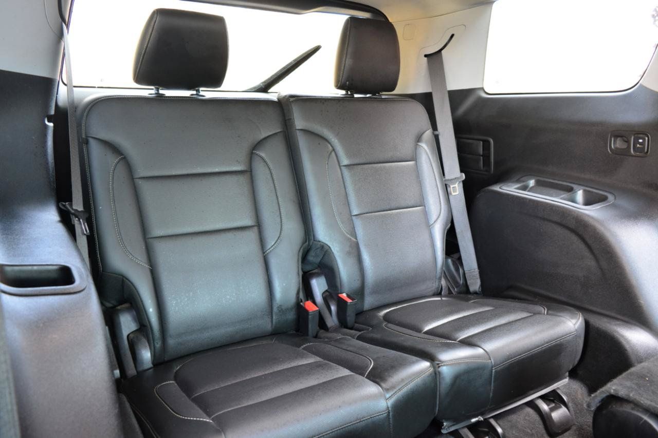 Used 2019 GMC Acadia SLT FWD image 17