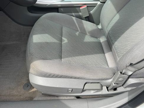 Used 2013 Chevrolet Malibu LS image 14