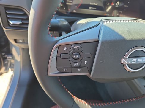 New 2026 Nissan Sentra SR w/ Floor Mat Package FWD image 9