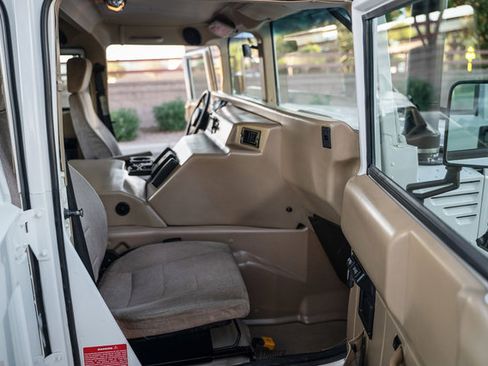 Used 1994 HUMMER H1 4-Door Hard Top AWD/4WD image 26