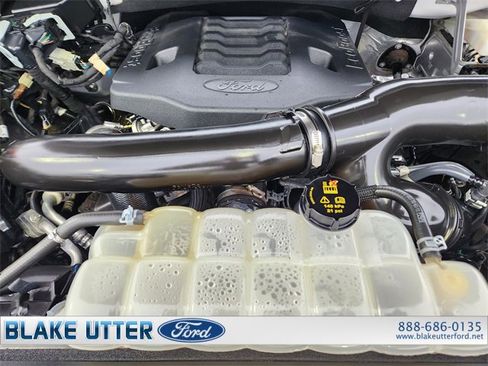 Used 2023 Ford F150 Platinum image 29