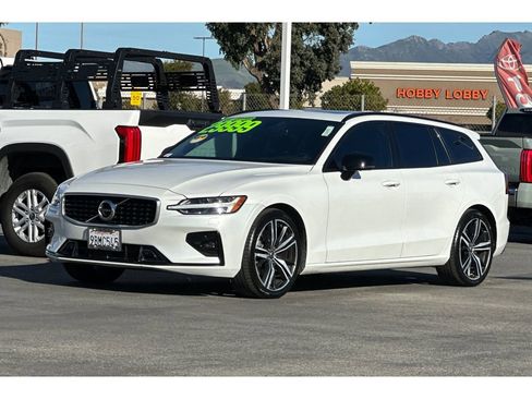 Used 2020 Volvo V60 T6 R-Design image 8