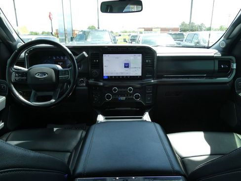 Used 2023 Ford F250 Lariat w/ Lariat Ultimate Package AWD/4WD image 23