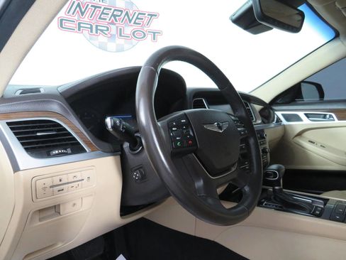 Used 2020 Genesis G80 3.8 AWD/4WD image 10