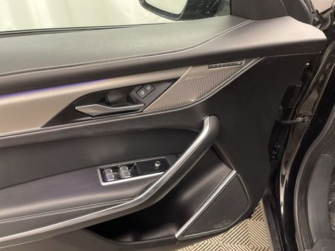 Used 2024 Jaguar F-PACE R-Dynamic S image 18