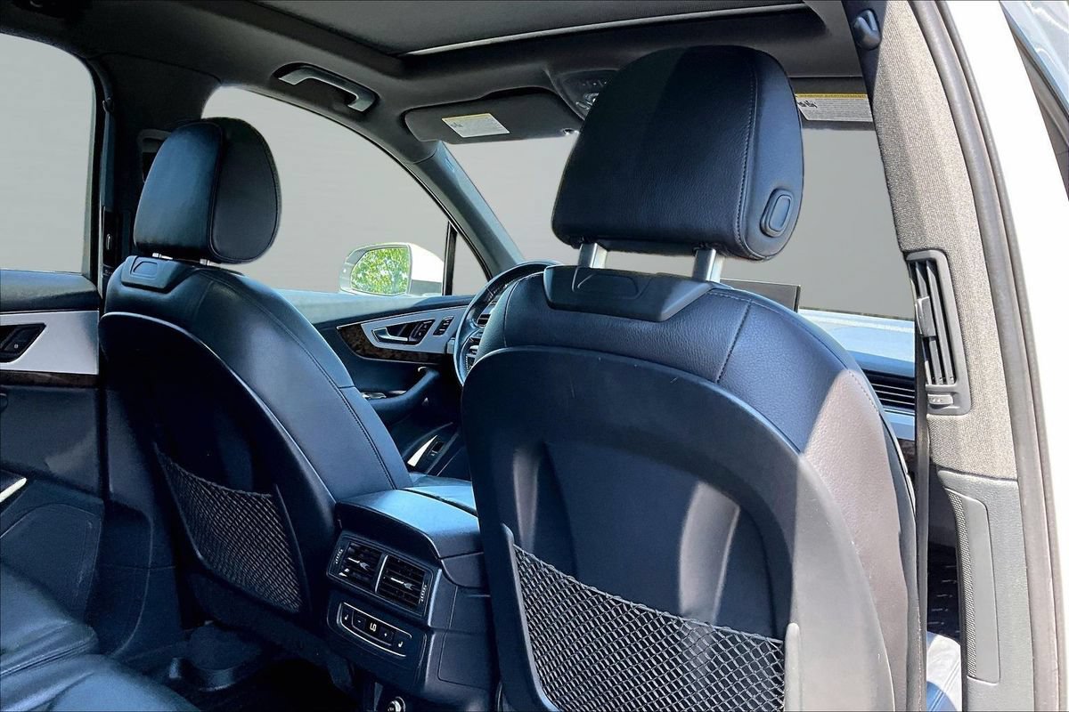 Used 2018 Audi Q7 2.0T Premium AWD/4WD image 15