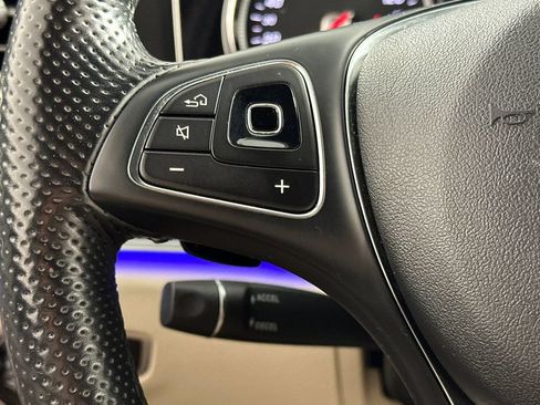 Used 2017 Mercedes-Benz E 300 image 30