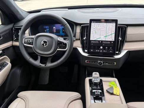 New 2026 Volvo XC90 T8 Ultra w/ Lounge Package AWD/4WD image 11