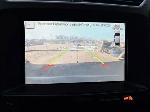 Used 2018 Ford Explorer XLT w/ Equipment Group 202A image 34