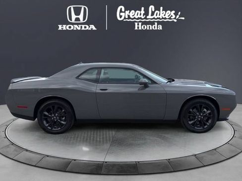 Used 2023 Dodge Challenger SXT w/ Blacktop Package AWD/4WD image 7
