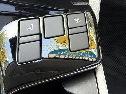 Certified 2023 Kia Sportage EX image 22