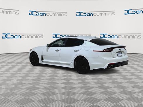 Used 2019 Kia Stinger Premium image 6