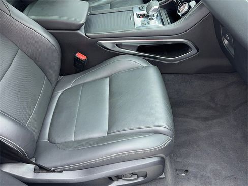 Used 2024 Jaguar F-PACE R-Dynamic S image 47