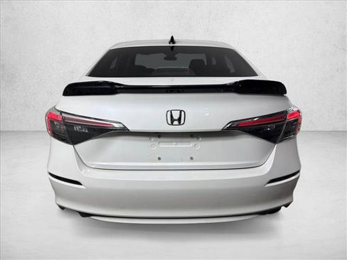 Used 2022 Honda Civic Sport image 4