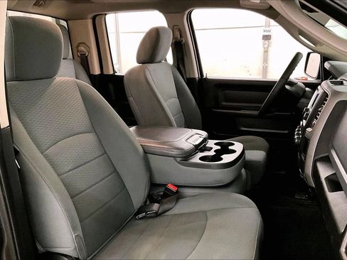 Used 2019 RAM 1500 Express image 8