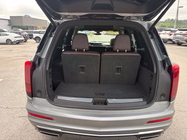 Used 2023 Cadillac XT6 Premium Luxury FWD image 33