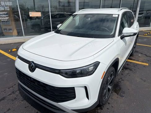 New 2026 Volkswagen Tiguan SE AWD/4WD image 13