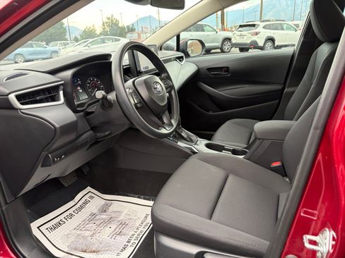 Certified 2025 Toyota Corolla LE FWD image 10