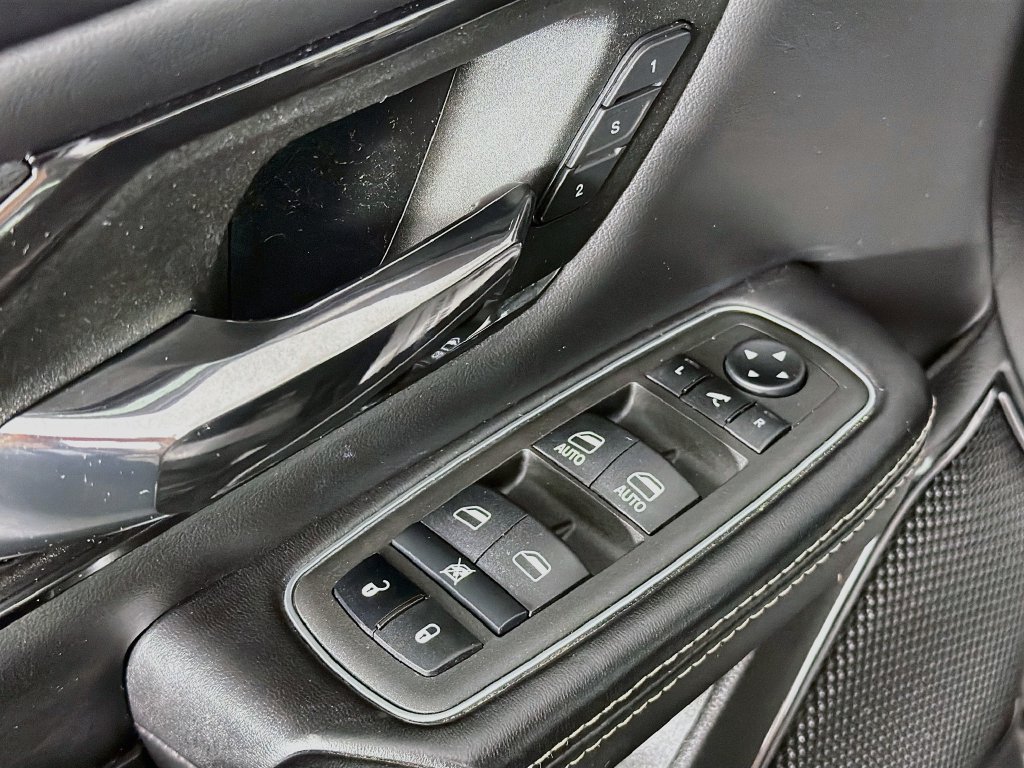 Used 2022 RAM 1500 Limited AWD/4WD image 17