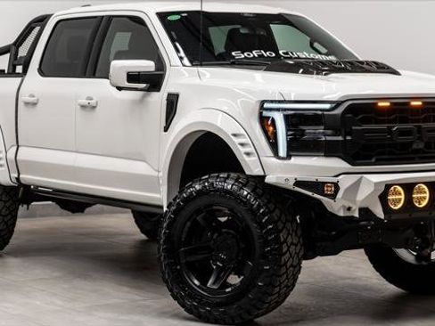 Used 2025 Ford F150 Lariat image 5