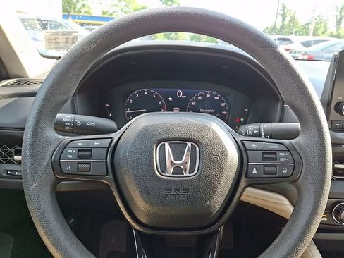 Used 2025 Honda Accord SE image 20
