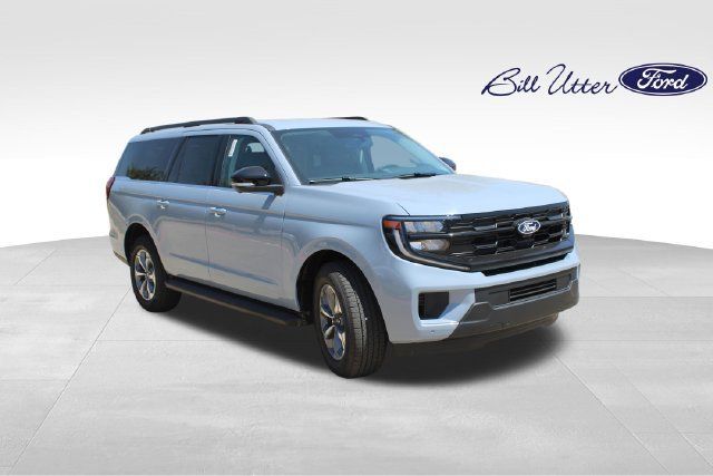 New 2027 Ford Expedition Max Active RWD image 2