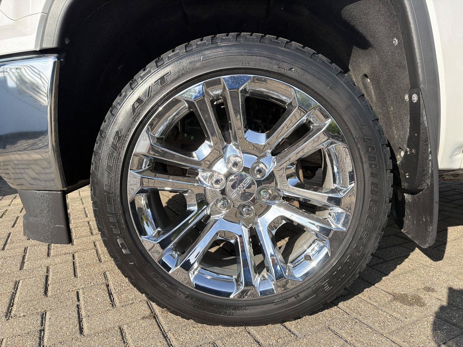 Used 2018 GMC Sierra 1500 SLT AWD/4WD image 10